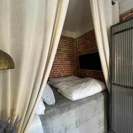 Cozy In The Center Of Apartment *